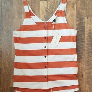 Universal threads size medium striped tank.